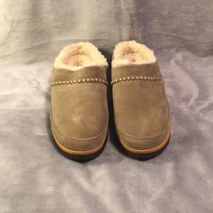 Ugg outdoor slippers